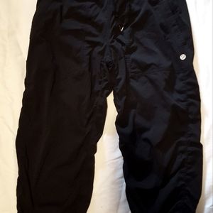 Lululemon Capri ruffled